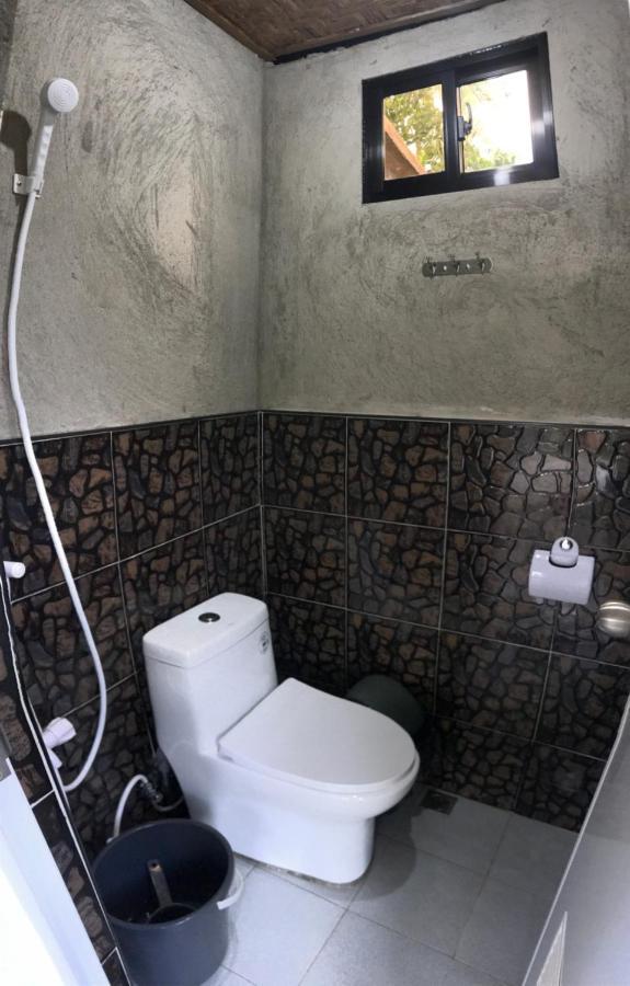 Khloe Serenity Guest House Batuan Exterior foto